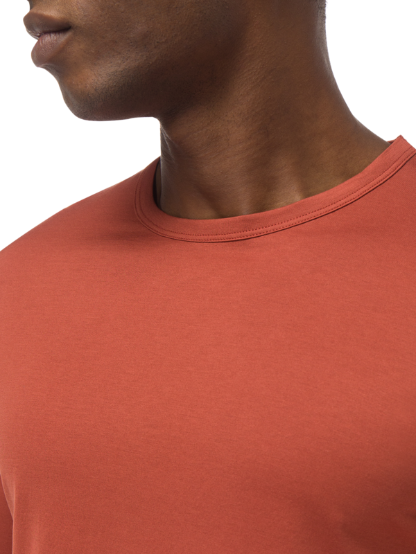 \nCLASSIC CREW NECK T-SHIRT