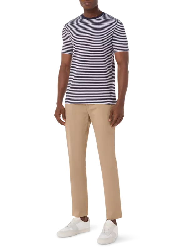 /original/MTSH0001_SUNS_WhiteNavy_2.png_convert-600x800