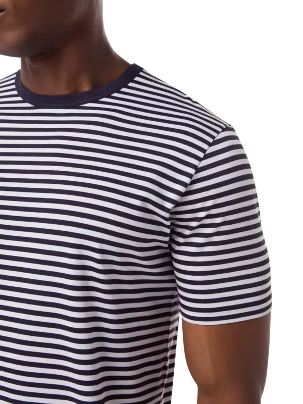 /original/MTSH0001_SUNS_WhiteNavy_4.png_convert-600x800