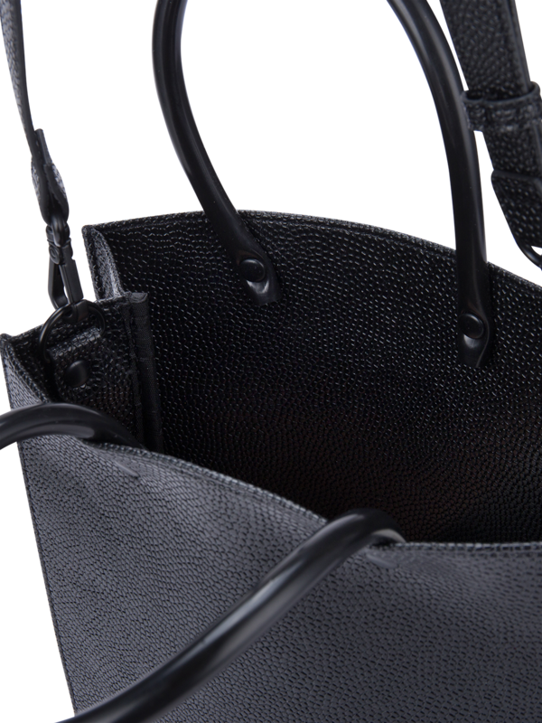 /original/N7A4B2_NANA_Black_4.png_convert-600x800