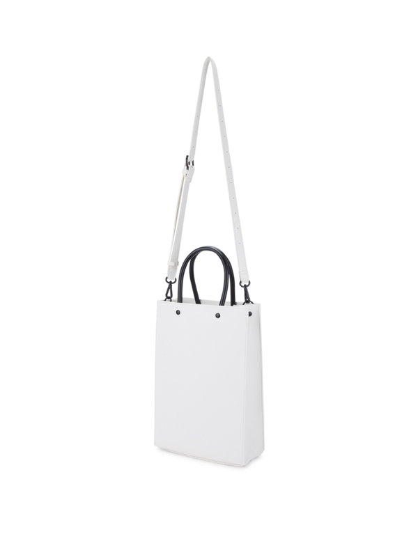 /original/N7A4B2_NANA_WHITE_3.png_convert-600x800