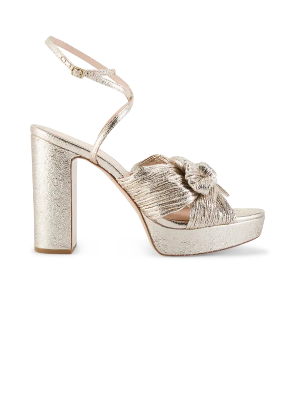 /original/NATALIA_LORA_Champagne_1.png_convert-600x800