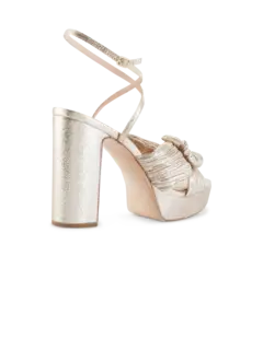 /original/NATALIA_LORA_Champagne_4.png_convert-240x320