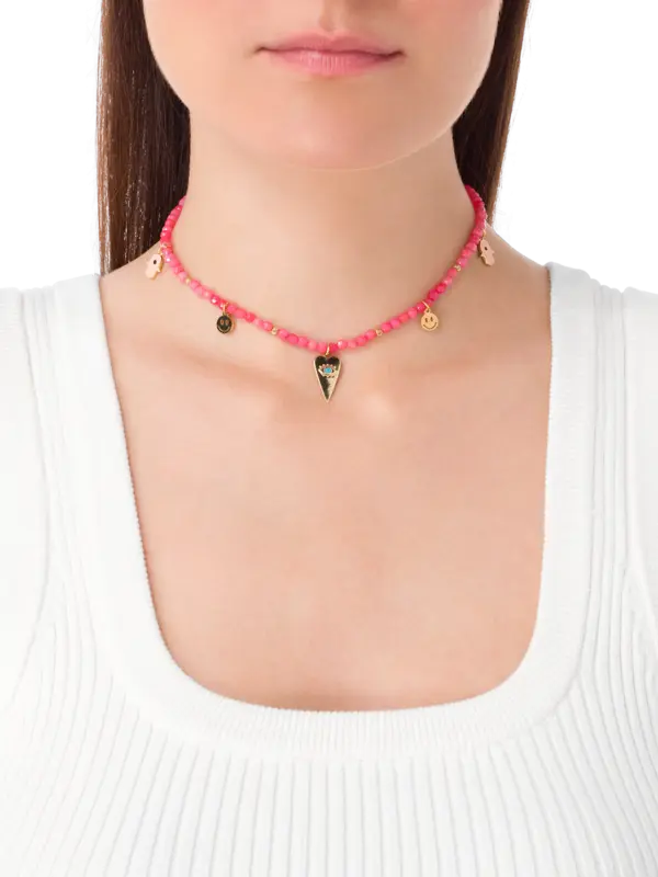 قلادة مرجانية بتصميم عين الحسد