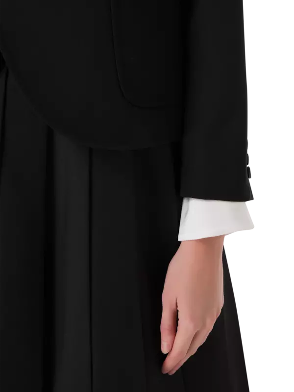 /original/NL-J001-051_DGAR_Black_5.png_convert-600x800
