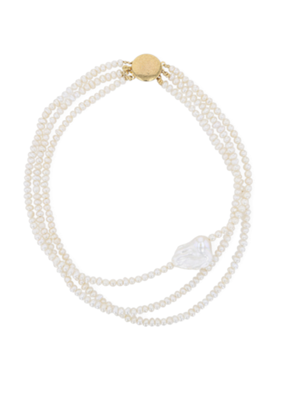 Layered Pearl Necklace with Statement Baroque Pearl