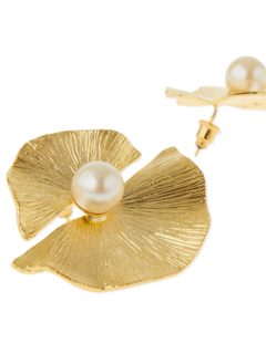 Gold Pearly Scallop Earrings