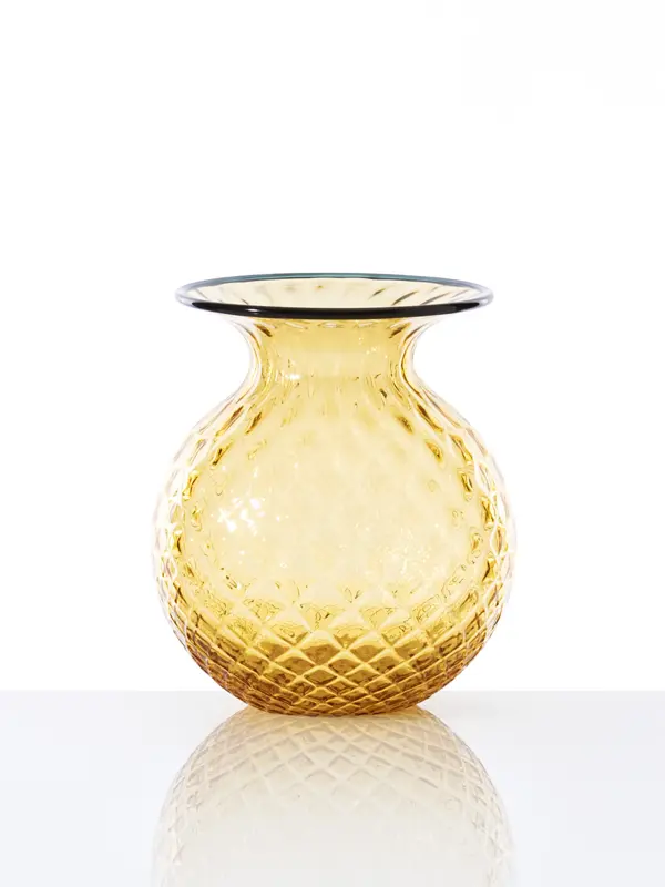 /original/O310046000F0BCK_VENI_Amber_2.png_convert-600x800