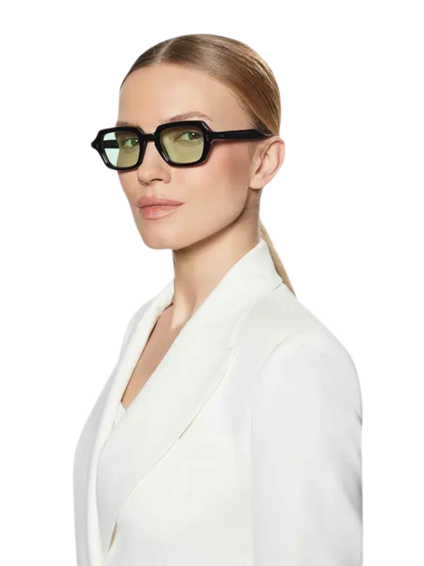 /original/OAEBKLG_TBD_Black_2.png_convert-600x800