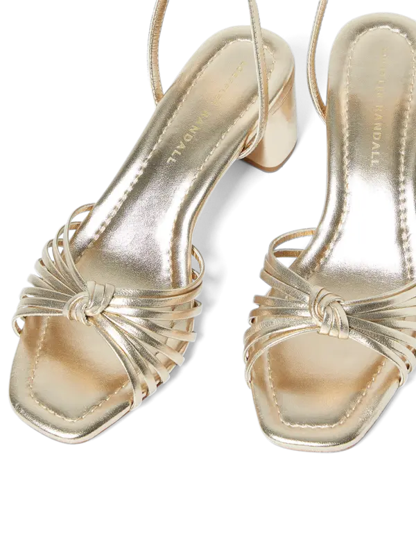 /original/OLIVIA_LORA_Champagne_5.png_convert-600x800