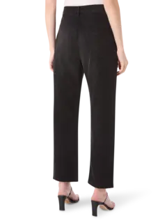 /original/P01333W24_AREA_Black_3.png_convert-240x320