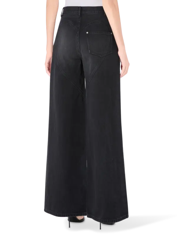 /original/P02333_AREA_Black_3.png_convert-600x800