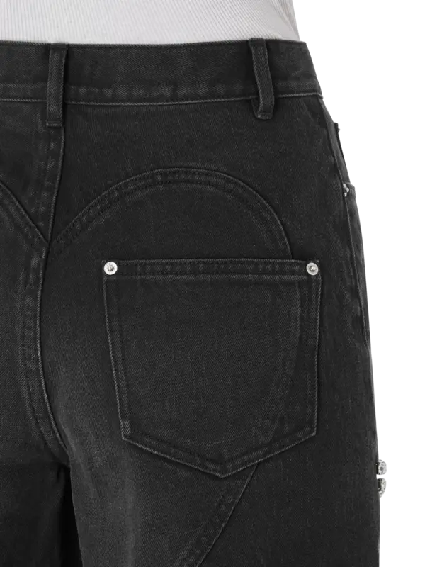 /original/P02333_AREA_Black_5.png_convert-600x800