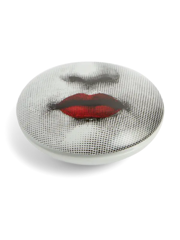 /original/P30Y397_FORN_RedBlackWh_2.png_convert-600x800