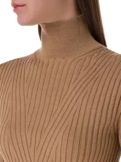 سترة محبوكة مضلعة بأكمام طويلة وظهر مفتوح