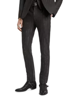 بنطال ميرسر بقصة ضيقة