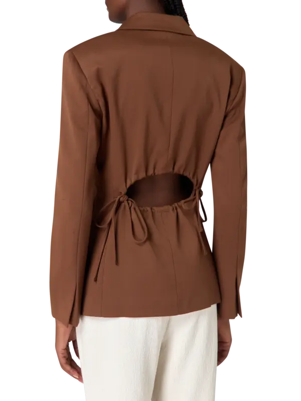 /original/P5WH15_ERCA_noce mosca_3.png_convert-600x800