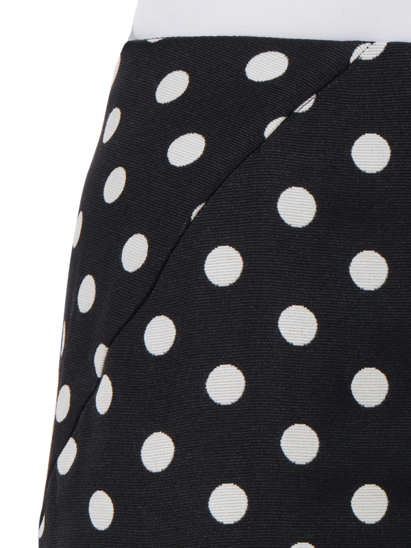 /original/PF22_4528BPDJ_ERDM_BLACK_5.png_convert-600x800