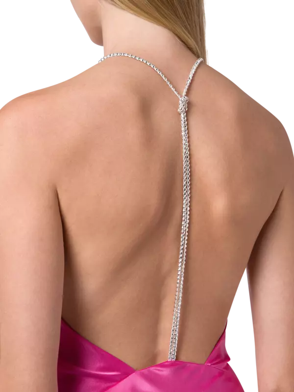 فستان هدسون طويل بقصة مائلة مزين الكريستال