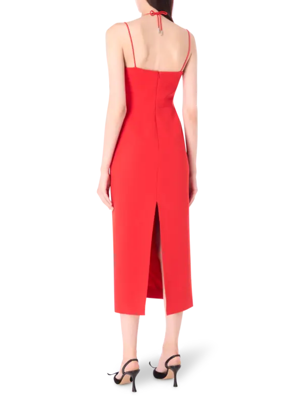 فستان متوسط الطول من قماش الكادي مزين بتفاصيل على الصدر