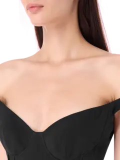 فستان متوسط الطول مكشوف الكتفين مزين بطيات مزدوجة