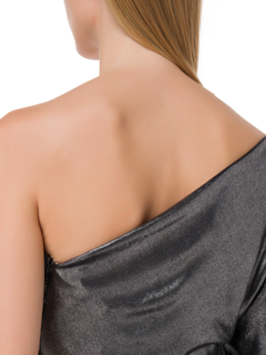 فستان "روزالي" طويل من قماش الجيرسيه بلون ميتاليك