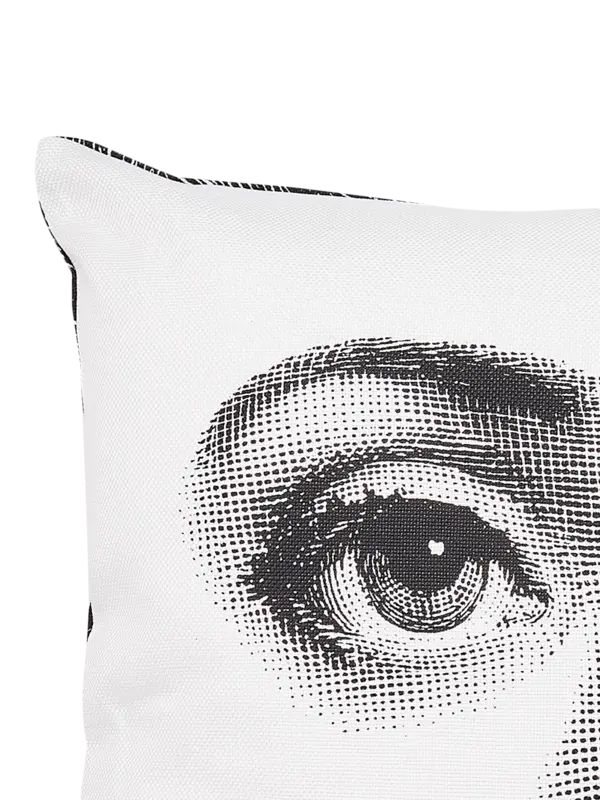 /original/PILLTV007_FORN_BlackWhite_3.png_convert-600x800