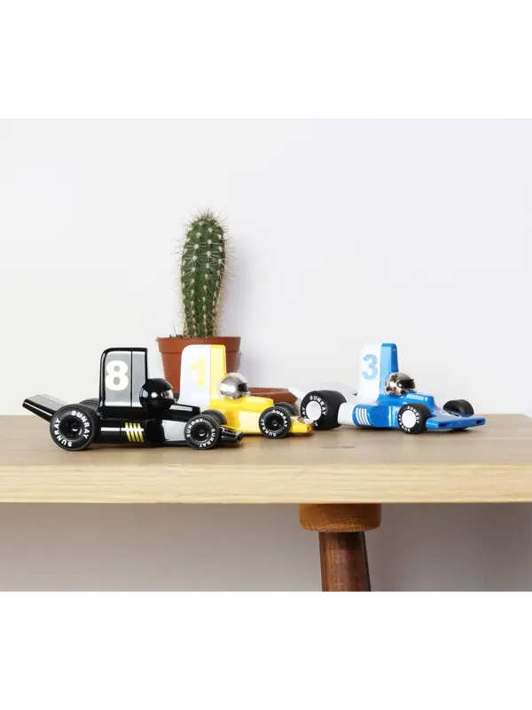 /original/PL-VF30_PLFR_Black_4.png_convert-600x800