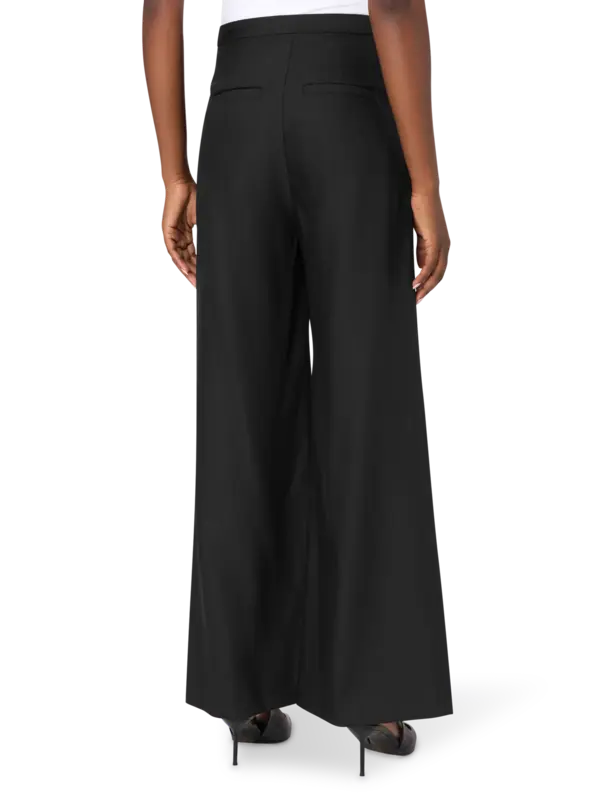 /original/PRATT_LOUL_Black_3.png_convert-600x800