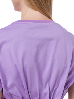 تيشيرت "سينشد" مزين بكسرات