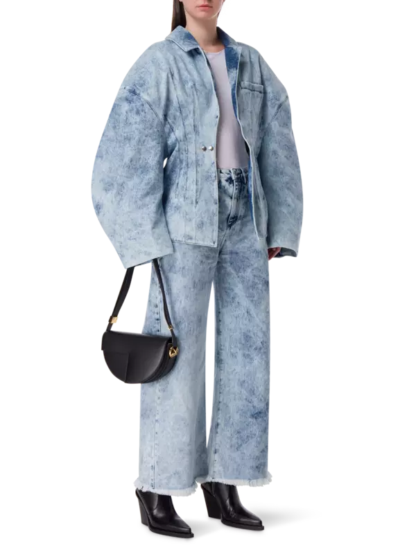 بليزر جينز بأكتاف كبيرة