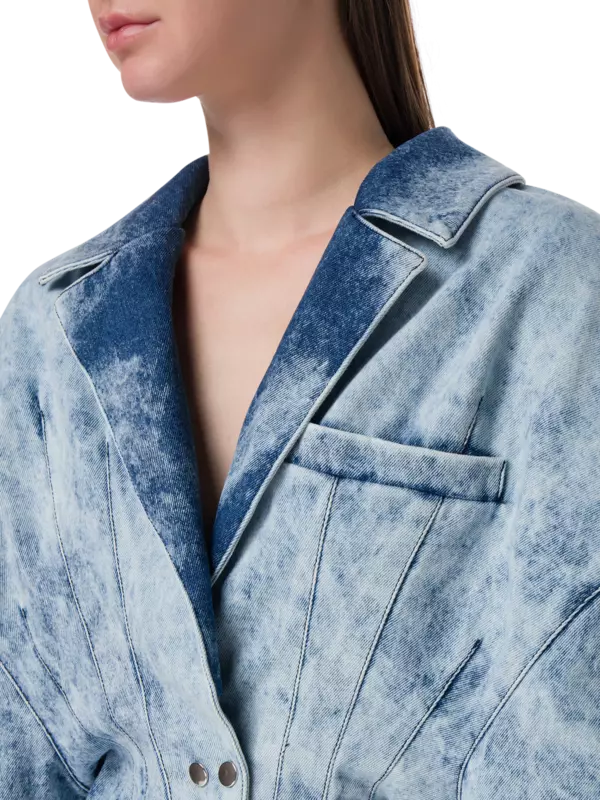 بليزر جينز بأكتاف كبيرة