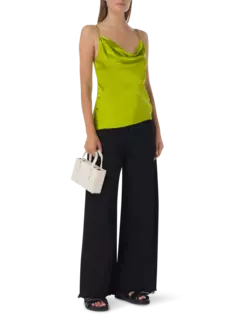 بلوزة منسدلة بدون رباط