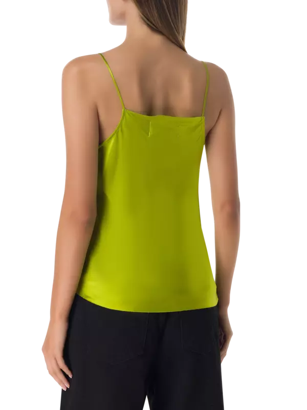 بلوزة منسدلة بدون رباط