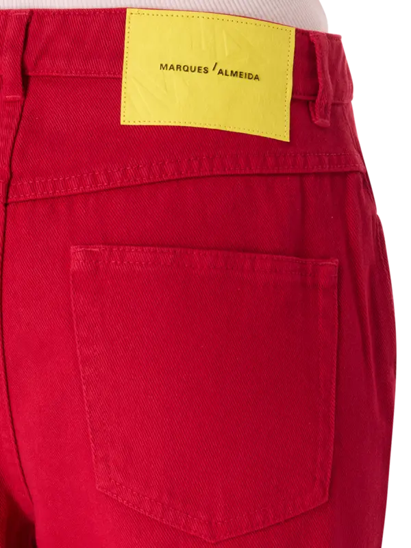 /original/PRE24TR0167DRLR_MRQS_RED_5.PNG_convert-600x800