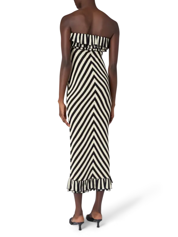 /original/PS1719-CMB_POSE_CreamBlack_3.png_convert-600x800