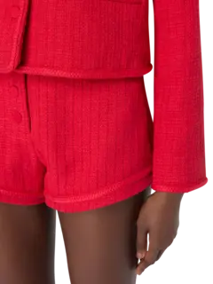 /original/PS1752-SCA_POSE_Scarlet_5.png_convert-240x320