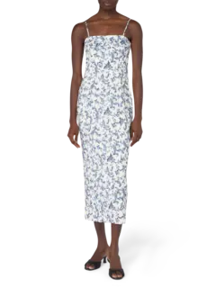 /original/PS1756-BLB_POSE_BluBaroqu_1.png_convert-240x320