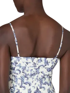 /original/PS1756-BLB_POSE_BluBaroqu_5.png_convert-240x320