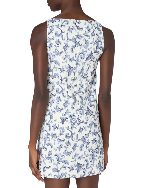 /original/PS1779-BLB_POSE_BluBaroqu_3.png_convert-600x800