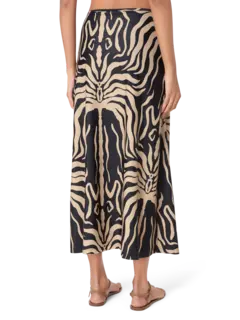 /original/PT03498_JONA_BlackSand_3.png_convert-240x320