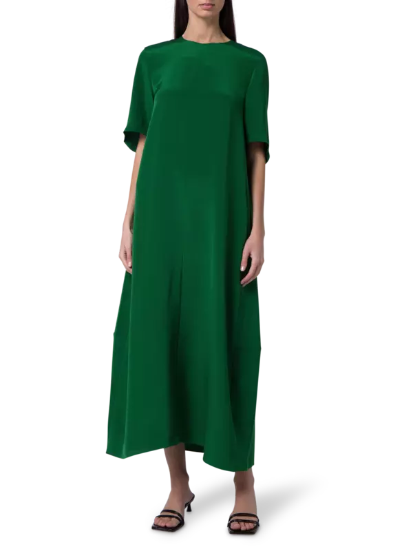 فستان بتصميم تيشيرت من الحرير من 4 طبقات