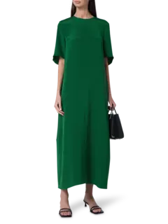 فستان بتصميم تيشيرت من الحرير من 4 طبقات