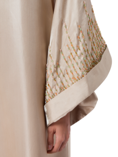 Stand collar caftans w/ embroidery on sleeve