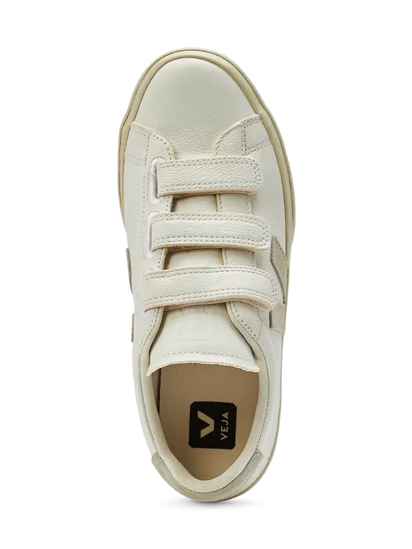 /original/RC0502919A_VEJA_ExtWhi Nat_4.png_convert-600x800