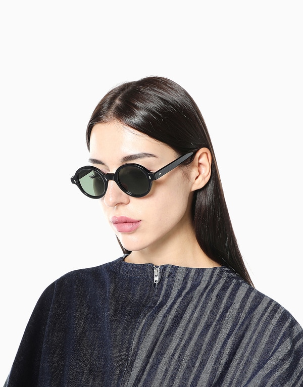 Black Oval Sunglasses