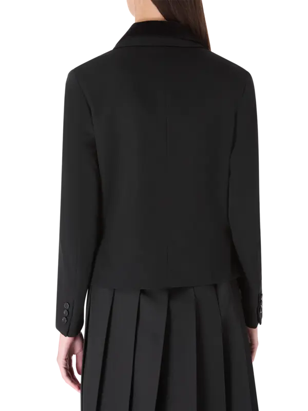 /original/RNJ0010511_CODE_Black_3.png_convert-600x800