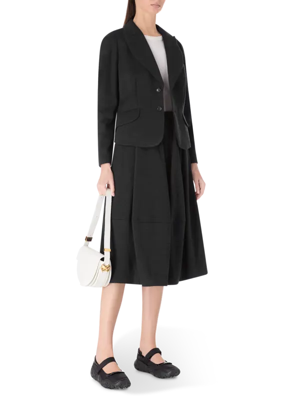 /original/RNJ0180512_CODE_Black_2.png_convert-600x800