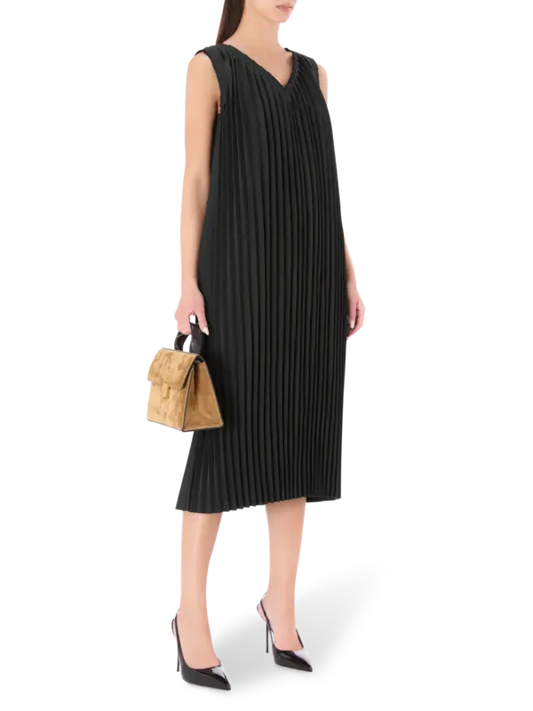 /original/ROA0010511_CODE_Black_2.png_convert-600x800