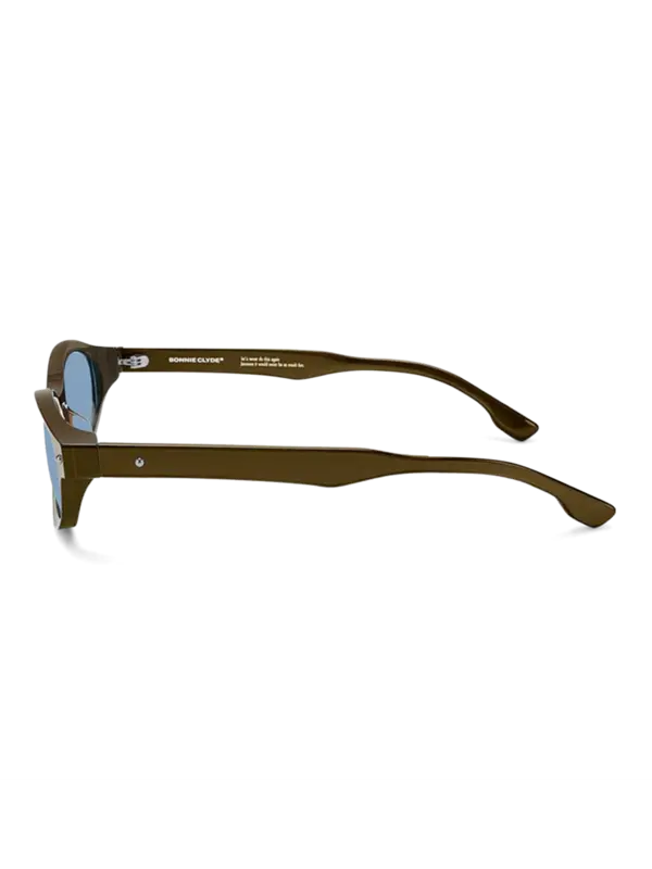 /original/ROLLERCOASTER_BONN_Brown Blue_4.png_convert-600x800